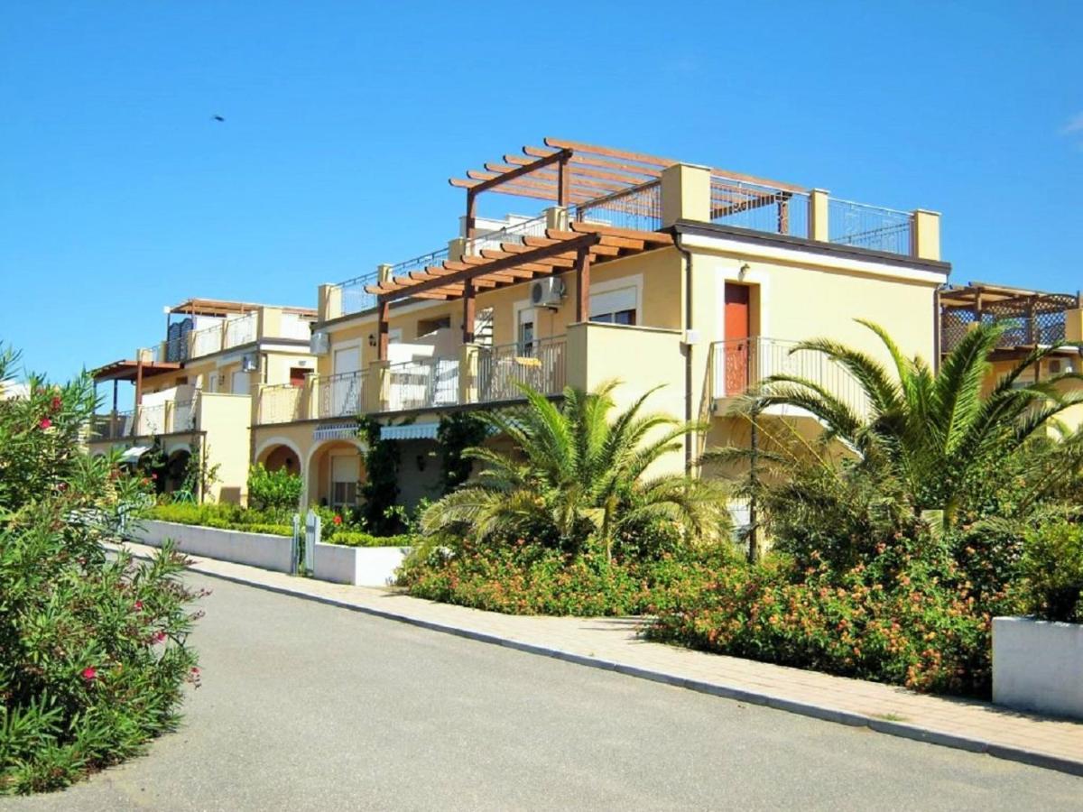 Апартаменты Pizzo Beach Club Экстерьер фото