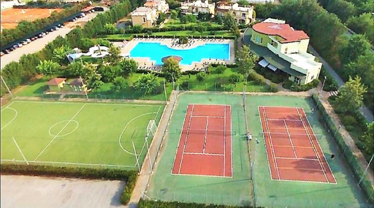 Апартаменты Pizzo Beach Club Экстерьер фото