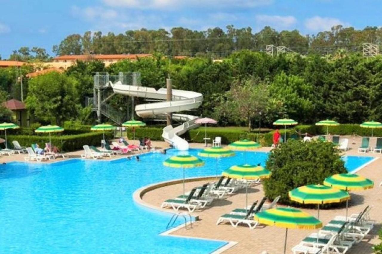 Апартаменты Pizzo Beach Club Экстерьер фото