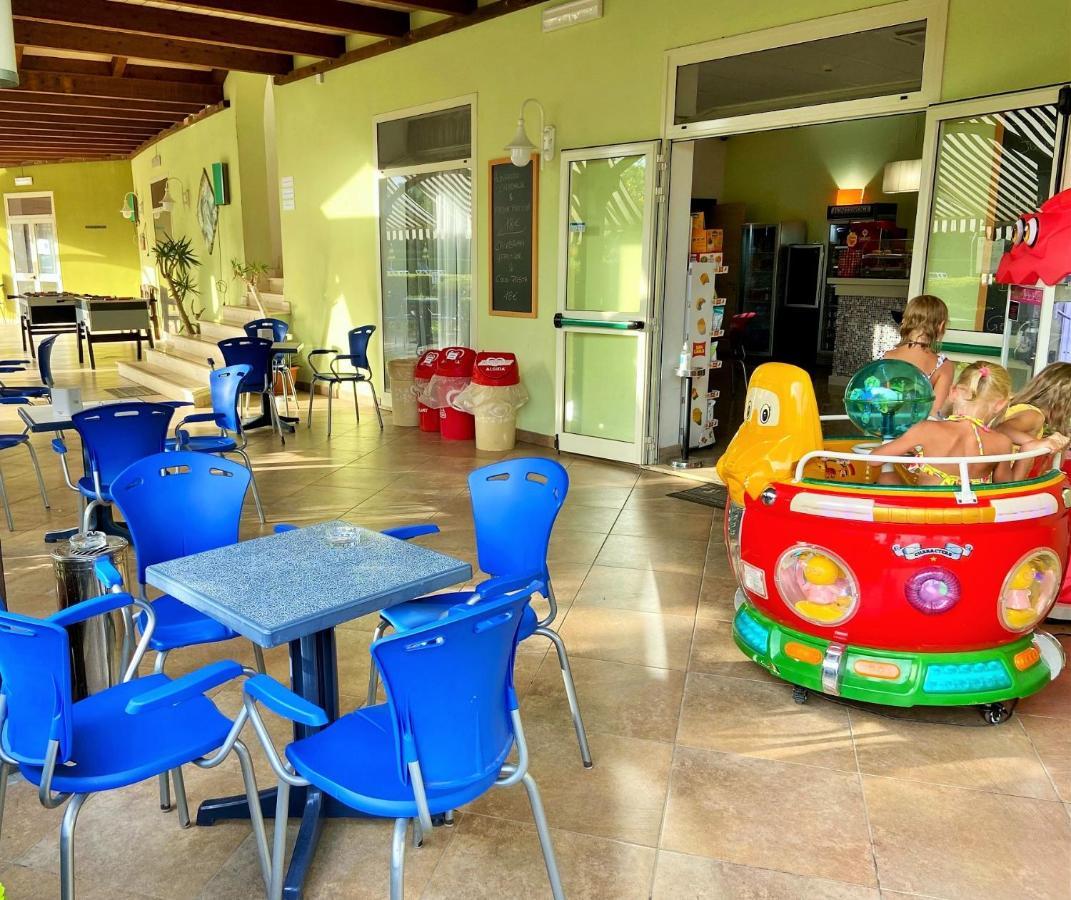 Апартаменты Pizzo Beach Club Экстерьер фото