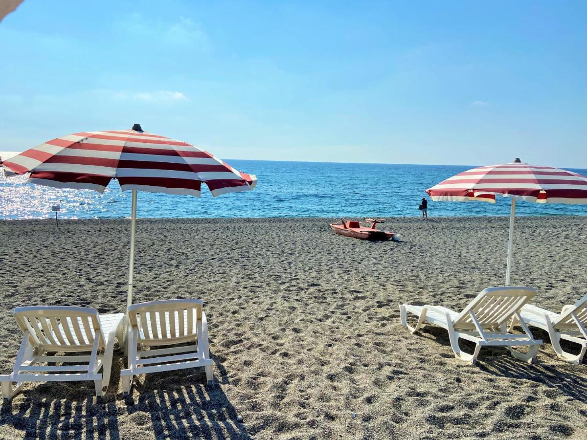 Апартаменты Pizzo Beach Club Экстерьер фото