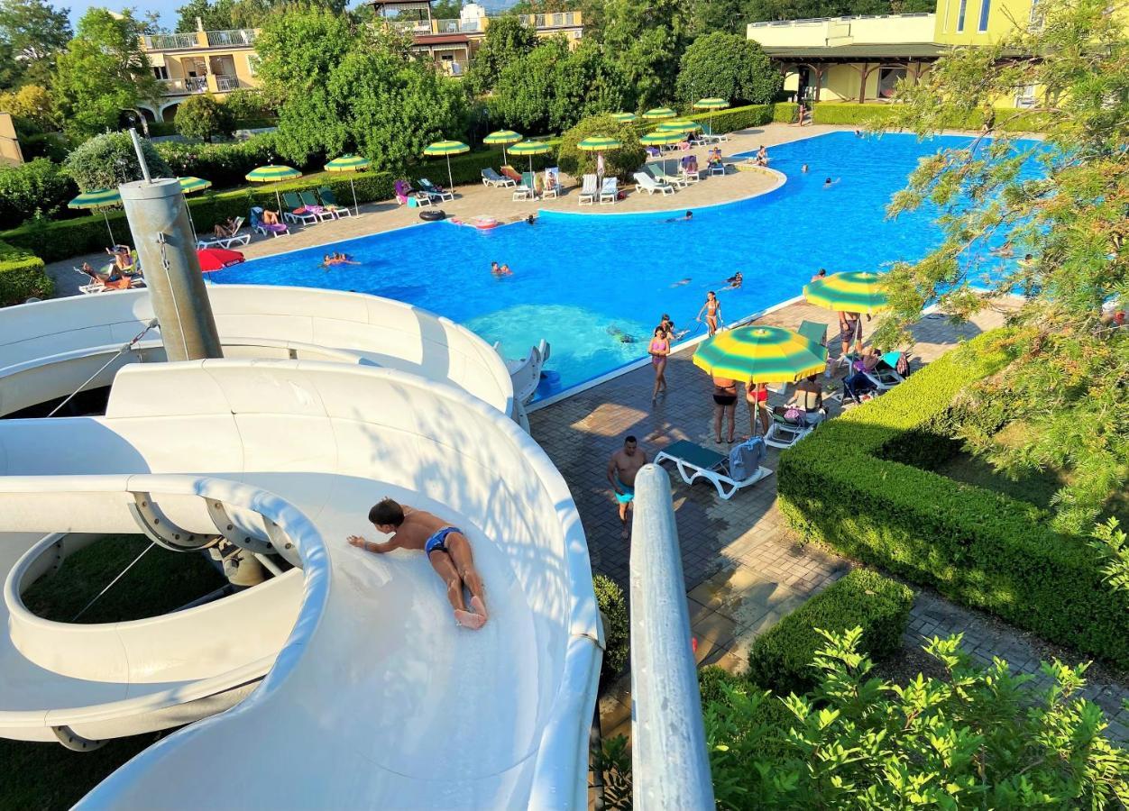 Апартаменты Pizzo Beach Club Экстерьер фото