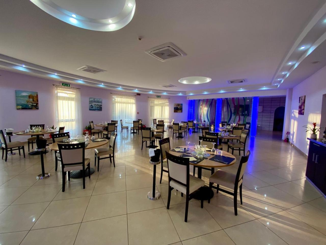 Апартаменты Pizzo Beach Club Экстерьер фото