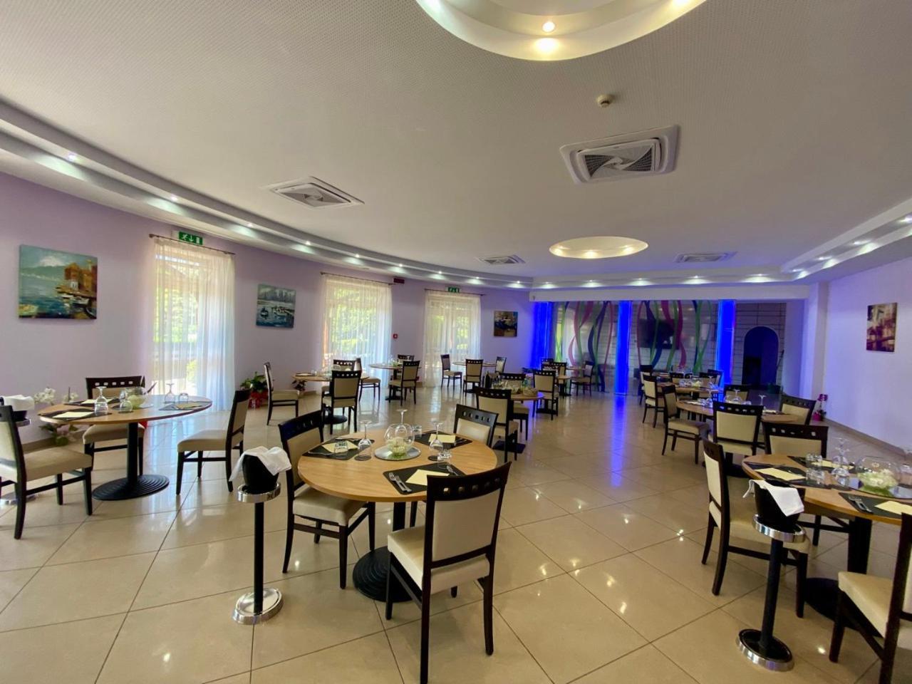 Апартаменты Pizzo Beach Club Экстерьер фото